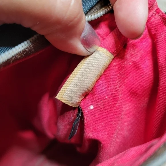 Dooney and Bourke Nylon blue crossbody zipper bag - Picture 10 of 10